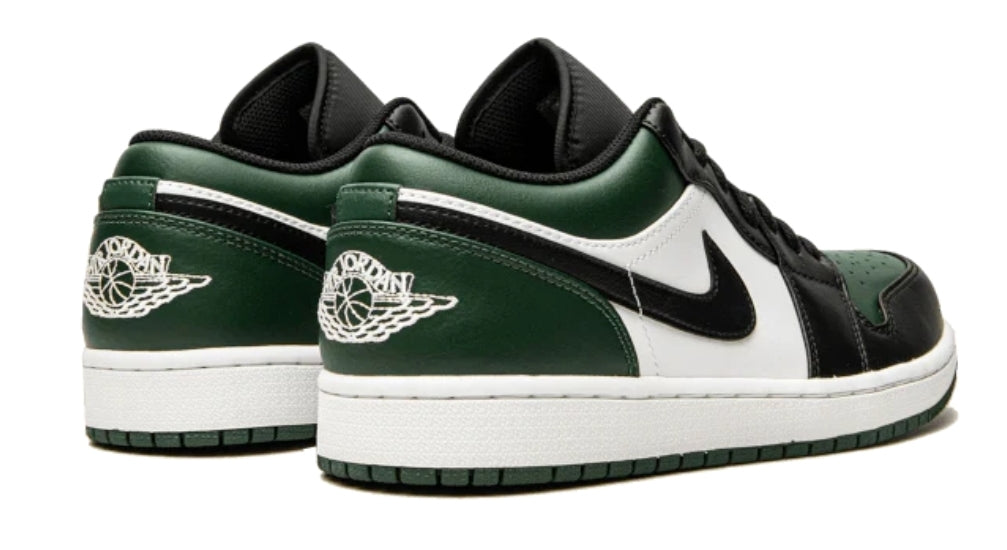 Les baskets Air Jordan 1 offrent un style iconique et une performance légendaire.
leur design emblématique .pas cher. Le moins cher.
