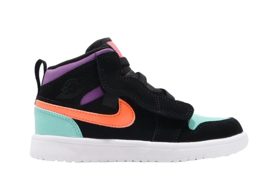 Les baskets Air Jordan 1 offrent un style iconique et une performance légendaire.
 leur design emblématique .pas cher. Le moins cher.