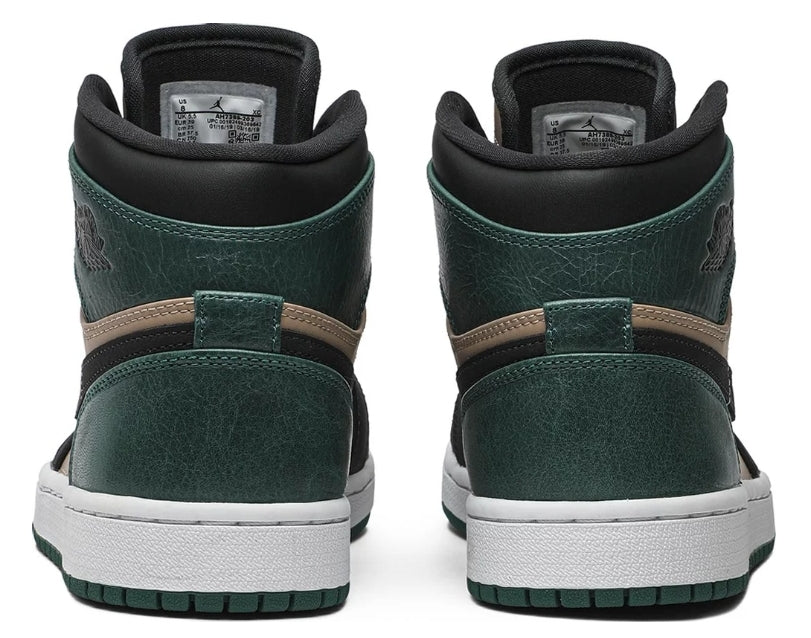 Les baskets Air Jordan 1 offrent un style iconique et une performance légendaire.
leur design emblématique .pas cher. Le moins cher.
