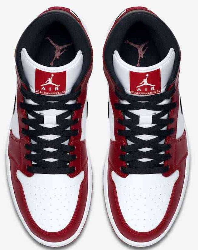 Les baskets Air Jordan 1 offrent un style iconique et une performance légendaire.
leur design emblématique .pas cher. Le moins cher.