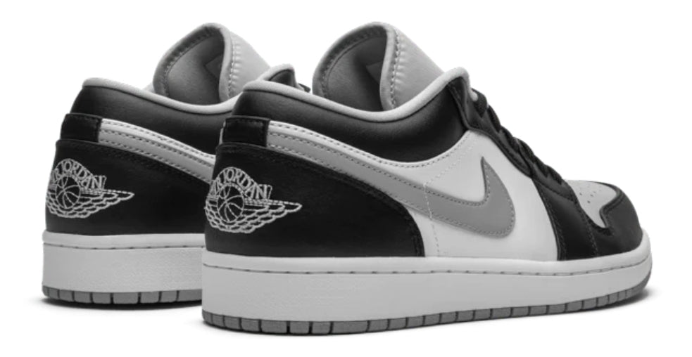 Les baskets Air Jordan 1 offrent un style iconique et une performance légendaire.
De plus, leur design emblématique et leur utilisation.