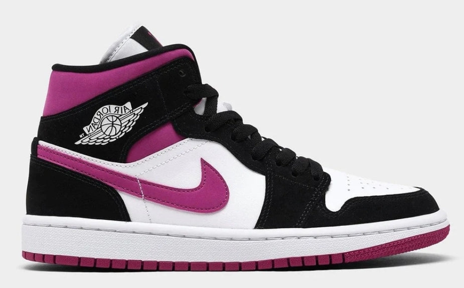 Les baskets Air Jordan 1 offrent un style iconique et une performance légendaire.
leur design emblématique .pas cher. Le moins cher.