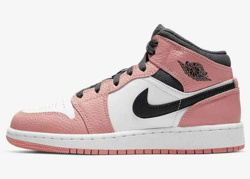 Les baskets Air Jordan 1 offrent un style iconique et une performance légendaire.
leur design emblématique .pas cher. Le moins cher.
