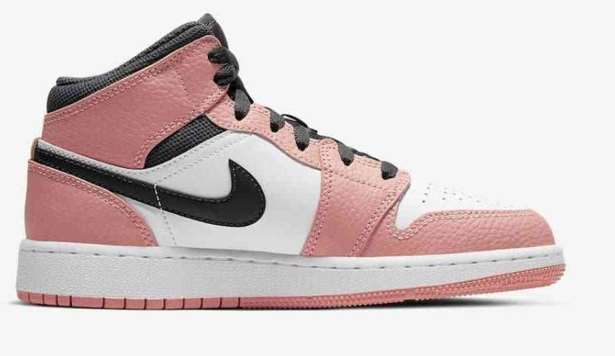 Les baskets Air Jordan 1 offrent un style iconique et une performance légendaire.
leur design emblématique .pas cher. Le moins cher.