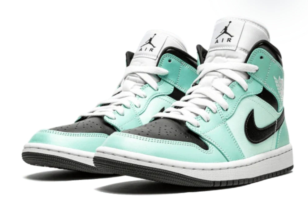 Les baskets Air Jordan 1 offrent un style iconique et une performance légendaire.
leur design emblématique .pas cher. Le moins cher.