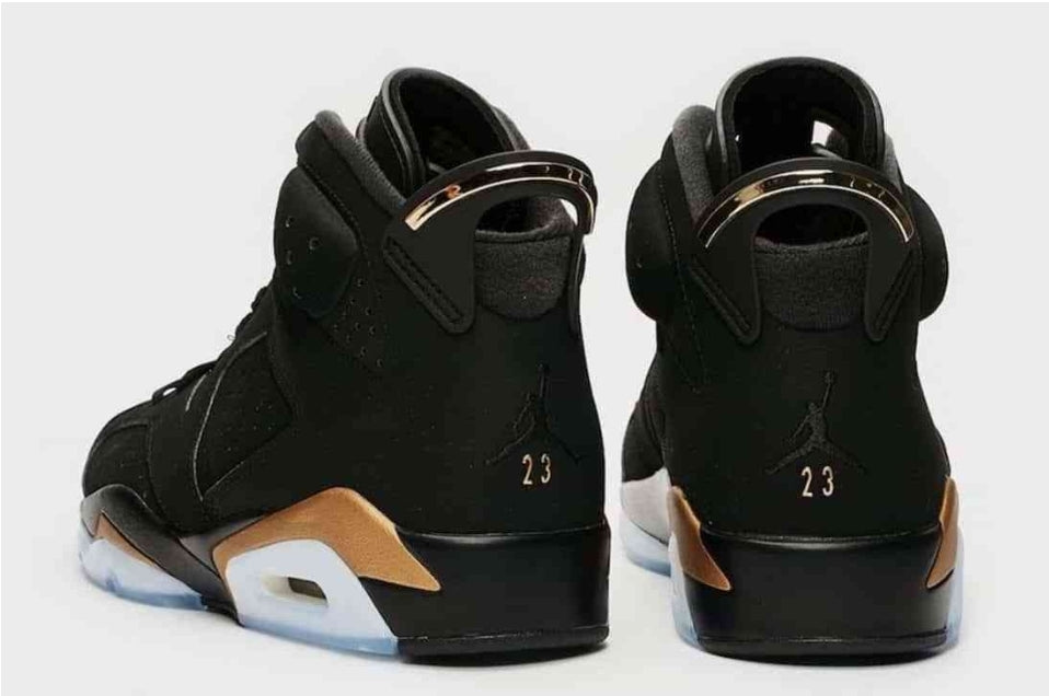 Les baskets Air Jordan 6 offrent un style emblématique performance remarquable.
design distinctif matériaux. Baskets pas Cher. Le moins cher.