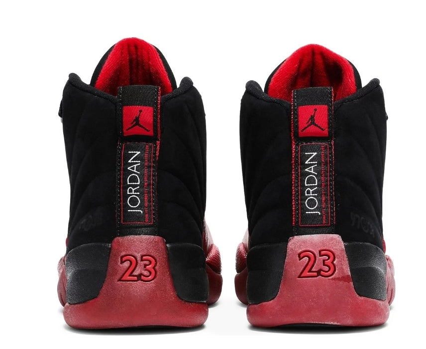 Les baskets Air Jordan 12 offrent un style iconique et une performance exceptionnelle.design distinctif.pas cher.moin Cher.