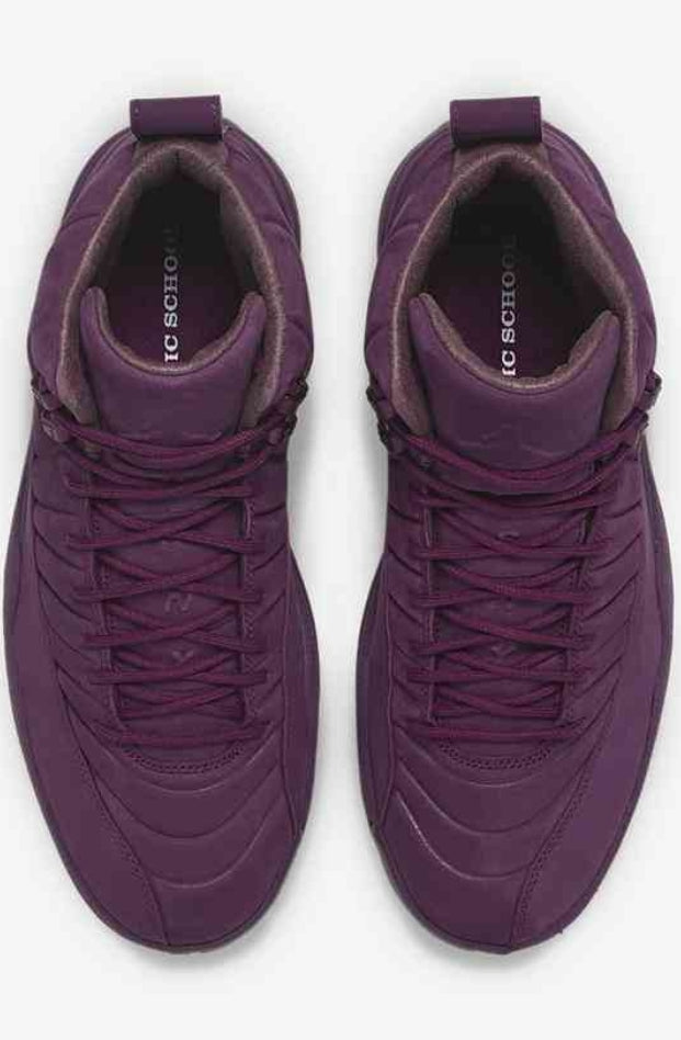 Les baskets Air Jordan 12 offrent un style iconique et une performance exceptionnelle.design distinctif.pas cher.moin Cher.