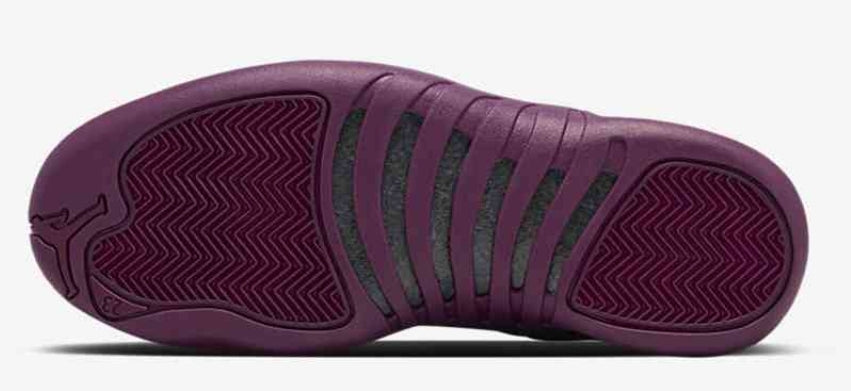 Les baskets Air Jordan 12 offrent un style iconique et une performance exceptionnelle.design distinctif.pas cher.moin Cher.