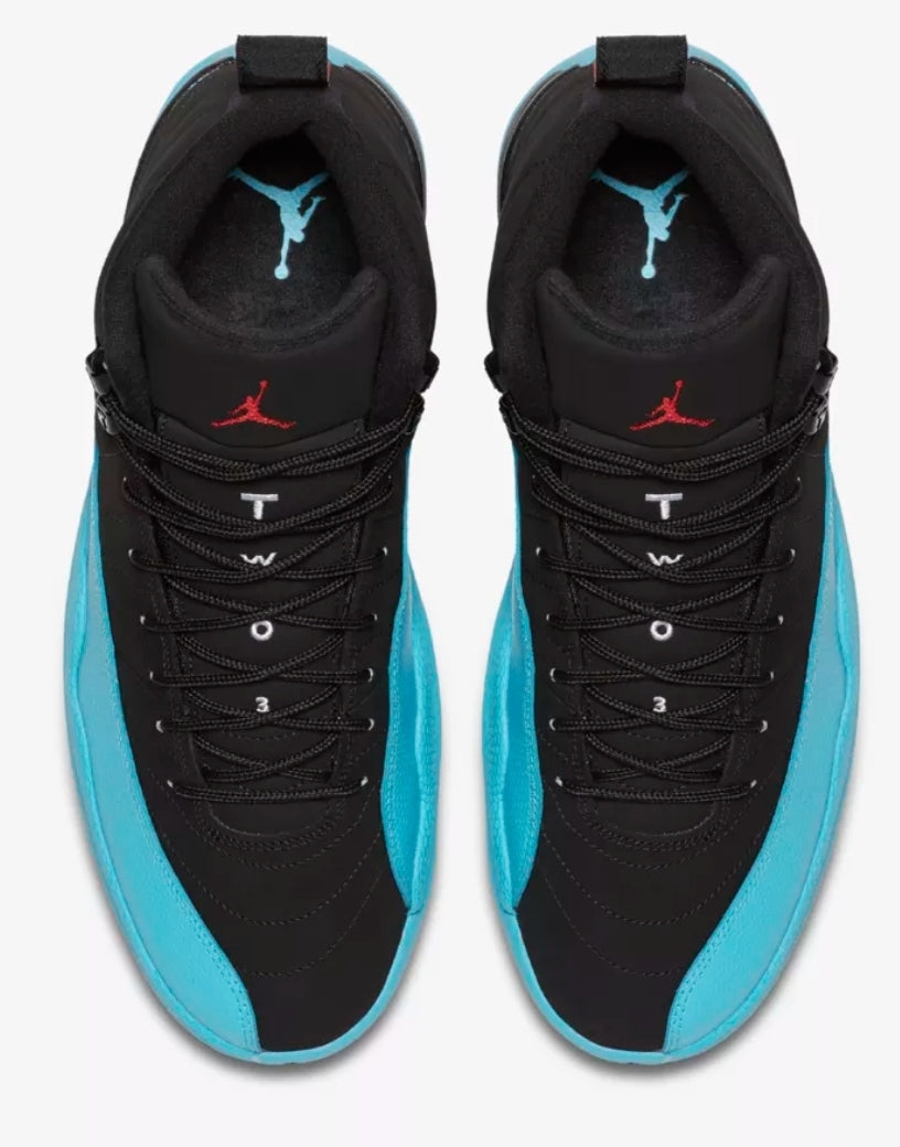 Les baskets Air Jordan 12 offrent un style iconique et une performance exceptionnelle.design distinctif.pas cher.moin Cher.
