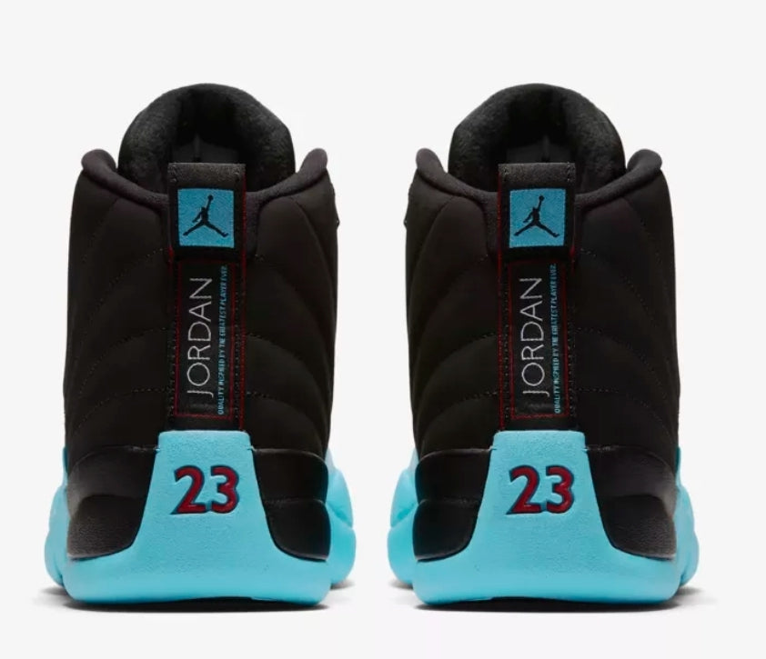Les baskets Air Jordan 12 offrent un style iconique et une performance exceptionnelle.design distinctif.pas cher.moin Cher.