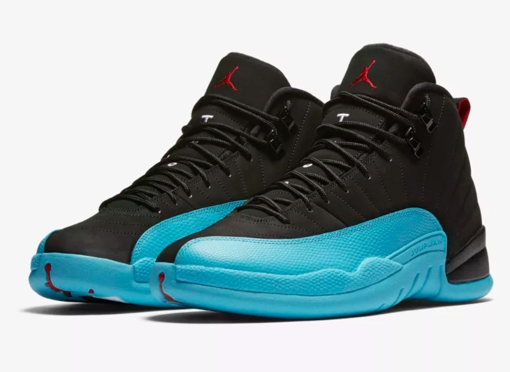 Les baskets Air Jordan 12 offrent un style iconique et une performance exceptionnelle.design distinctif.pas cher.moin Cher.