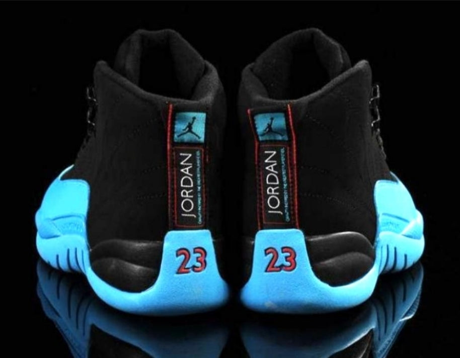 Les baskets Air Jordan 12 offrent un style iconique et une performance exceptionnelle.design distinctif.pas cher.moin Cher.