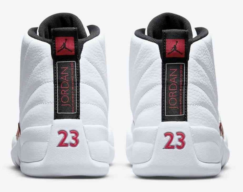 Les baskets Air Jordan 12 offrent un style iconique et une performance exceptionnelle.design distinctif.pas cher.moin Cher.