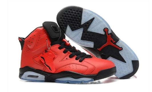 Les  baskets Air Jordan 6 Retro "Pantone" Femme permettent de personnaliser votre style tout en bénéficiant d’un confort supérieur.