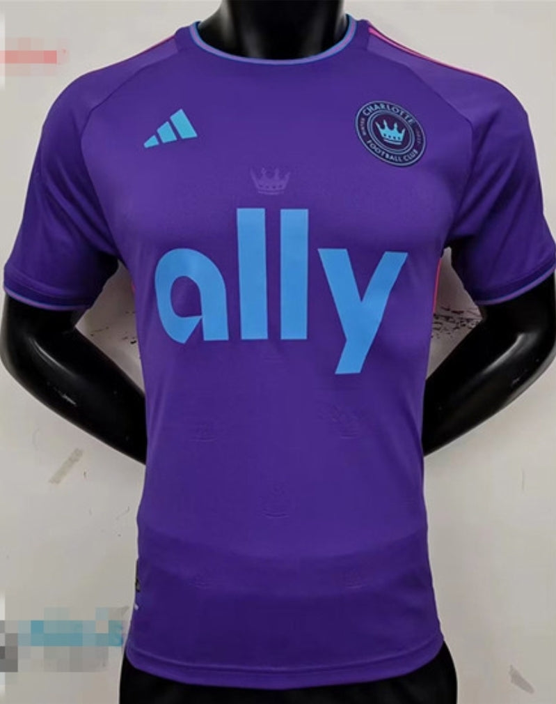 Nouveau Maillot de Football