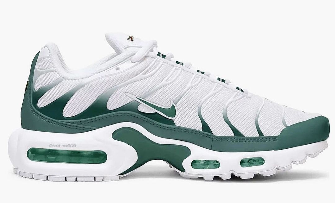 Les  Baskets Nike Air Max Tn incarnent un style emblématique et une performance supérieure.
design distinctif.pas cher. Le moins cher.