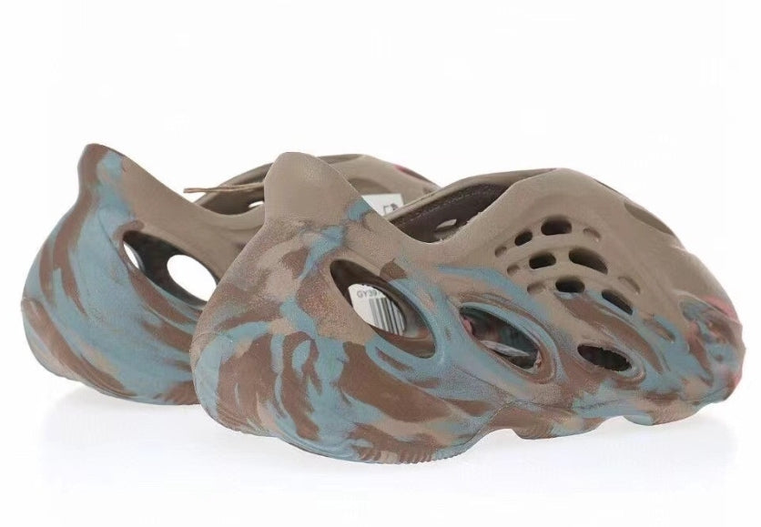 Chaussure pour Enfant: Sandales Adidas Yeezy Foam Runner Garçon/Fille