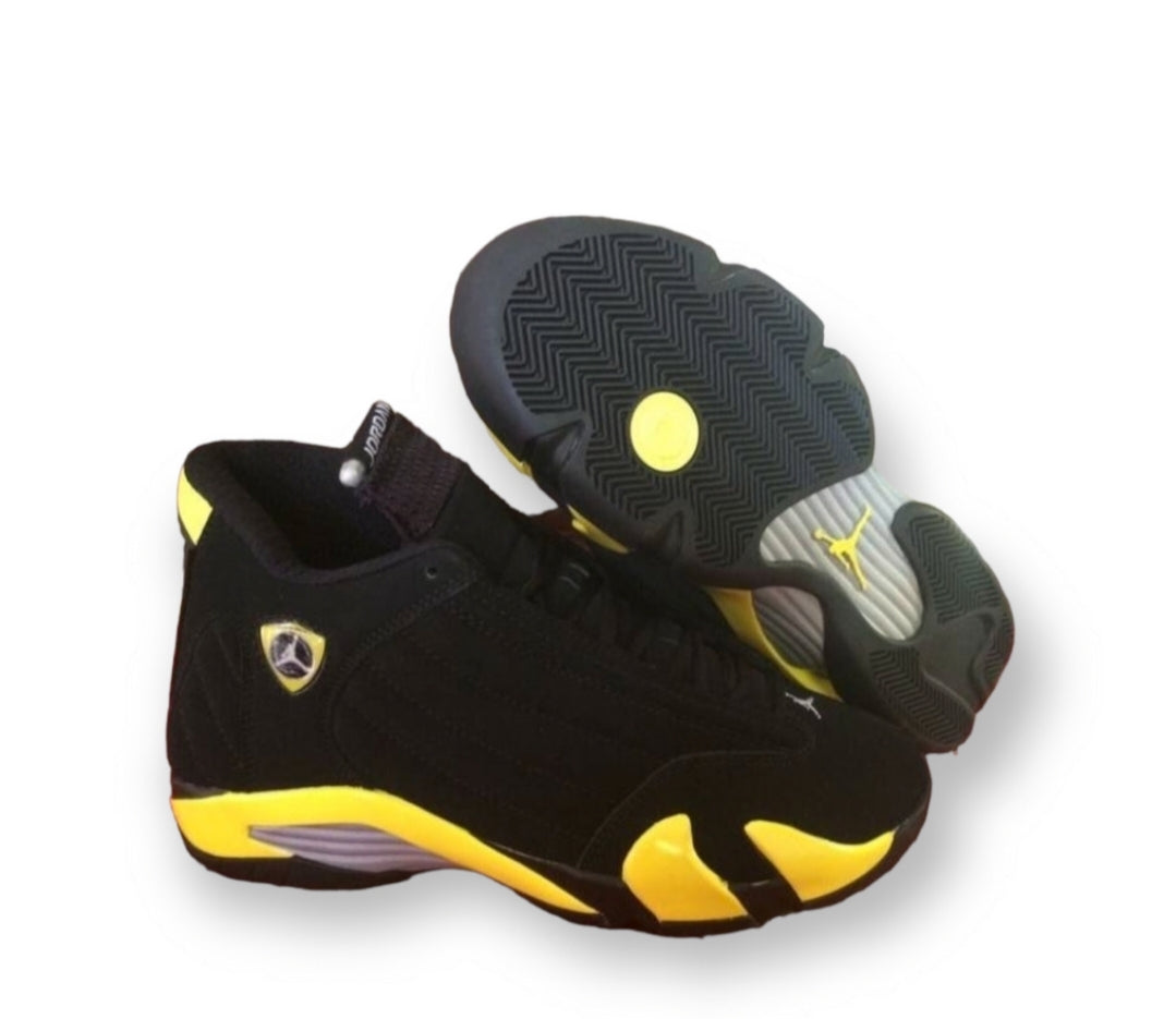 Les baskets Air Jordan 14 offrent un style emblématique et une performance exceptionnelle.
design distinctif. Pas cher. Moins cher.
