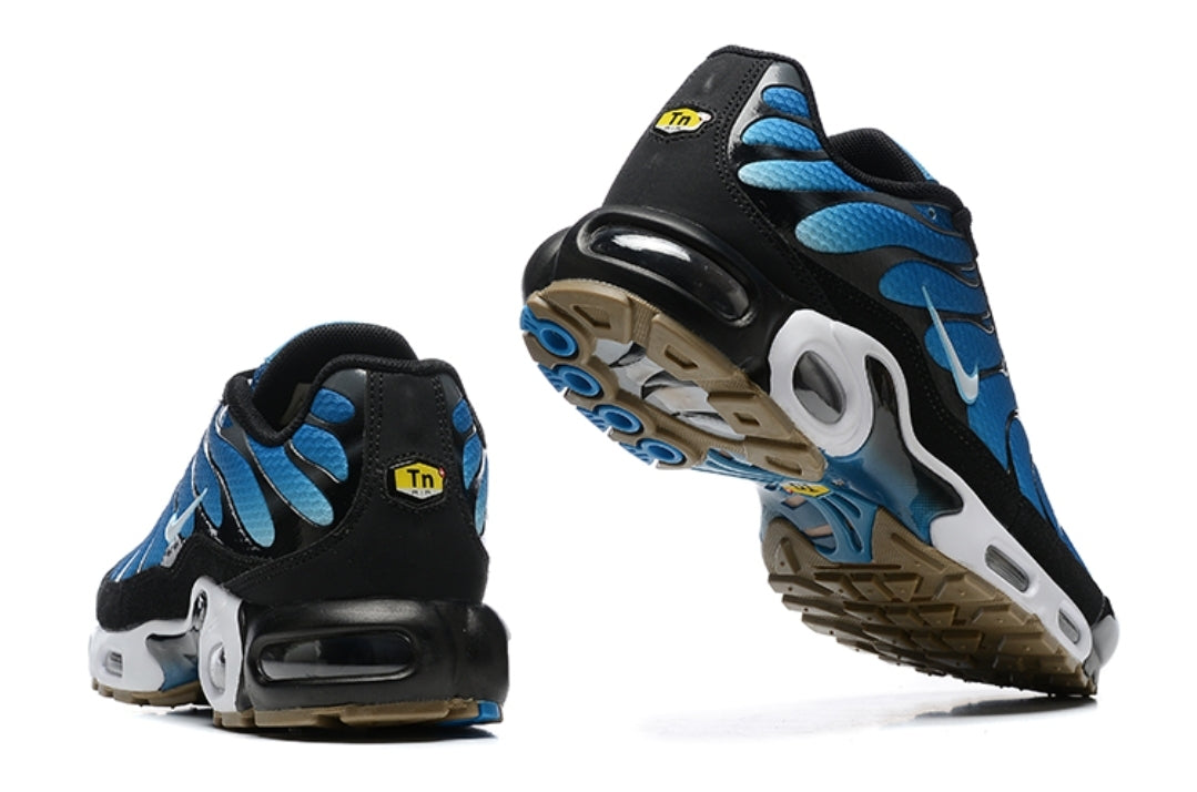 Les  Baskets Nike Air Max Tn incarnent un style emblématique et une performance supérieure.
design distinctif et unique pas cher. Le moins cher.