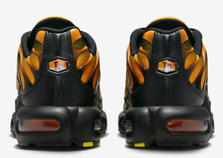 Les  Baskets Nike Air Max Tn incarnent un style emblématique et une performance supérieure.
design distinctif et unique, pas cher. Le moins cher.