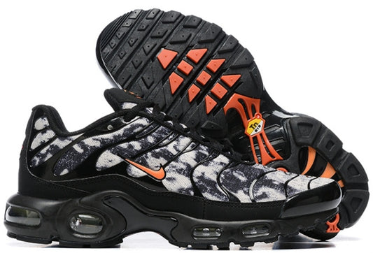 Les  Baskets Nike Air Max Tn incarnent un style emblématique et une performance supérieure.
design distinctif et unique, pas cher. Le moins cher.