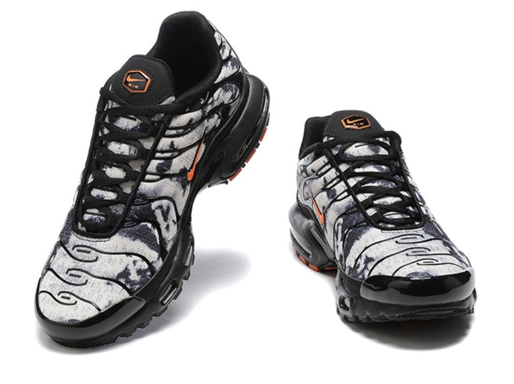 Les  Baskets Nike Air Max Tn incarnent un style emblématique et une performance supérieure.
design distinctif et unique, pas cher. Le moins cher.