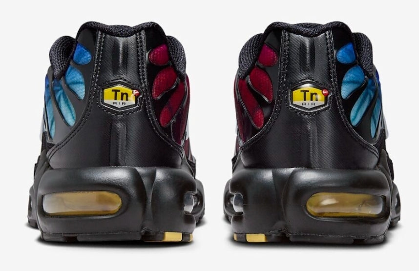 Les  Baskets Nike Air Max Tn incarnent un style emblématique et une performance supérieure.
design distinctif et unique, pas cher. Le moins cher.