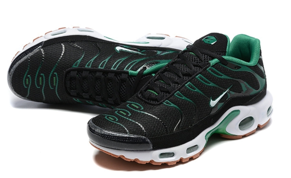 Les  Baskets Nike Air Max Tn incarnent un style emblématique et une performance supérieure.
design distinctif et unique, pas cher. Le moins cher.