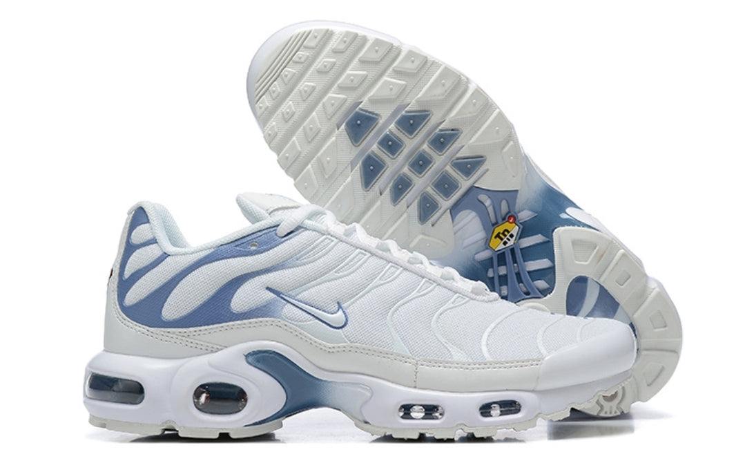 Les  Baskets Nike Air Max Tn incarnent un style emblématique et une performance supérieure.
design distinctif et unique, pas cher. Le moins cher.