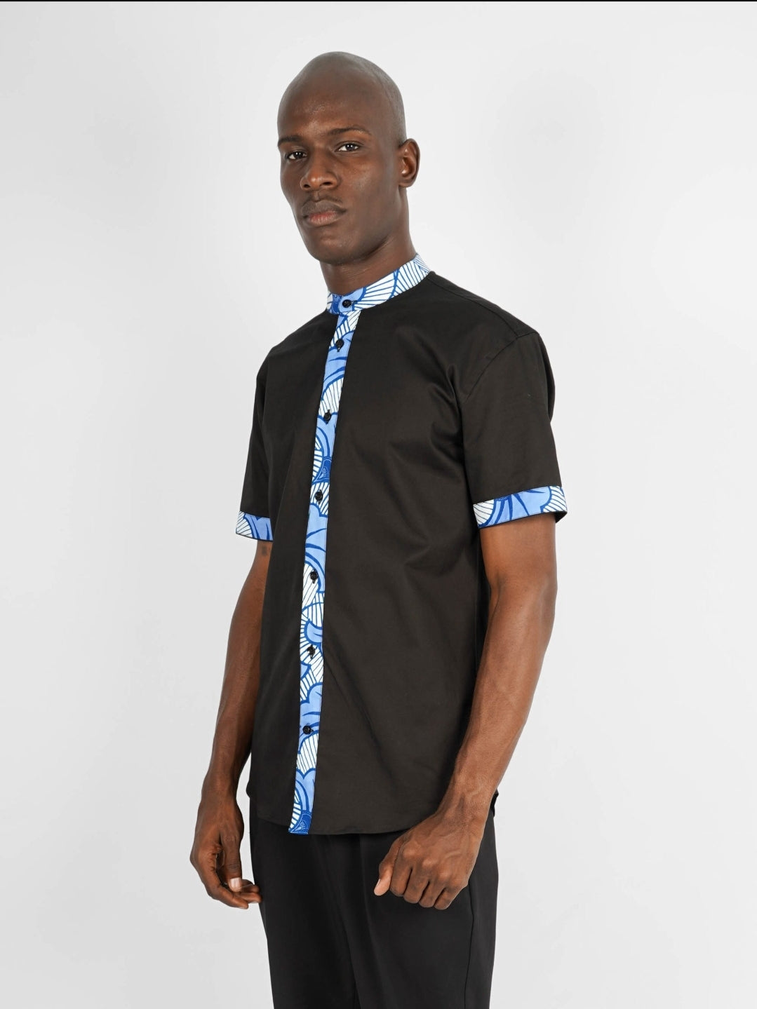 Chemise Mao noire manches courtes Victoria