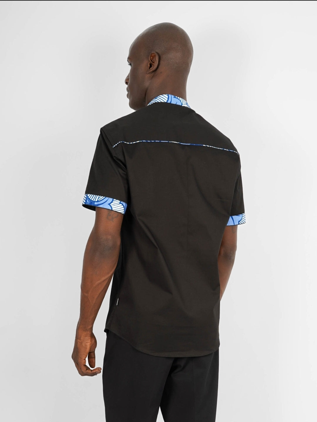 Chemise Mao noire manches courtes Victoria