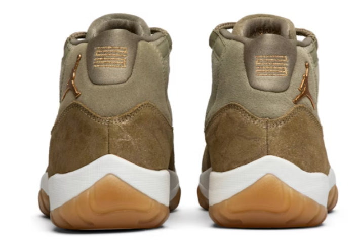 Les Air Jordan 11 Femme permettent de personnaliser votre style tout en bénéficiant d’un confort supérieur.Idéale pour un usage quotidien.