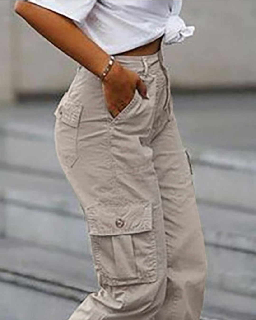 Pantalon skinny boutonné à taille femme