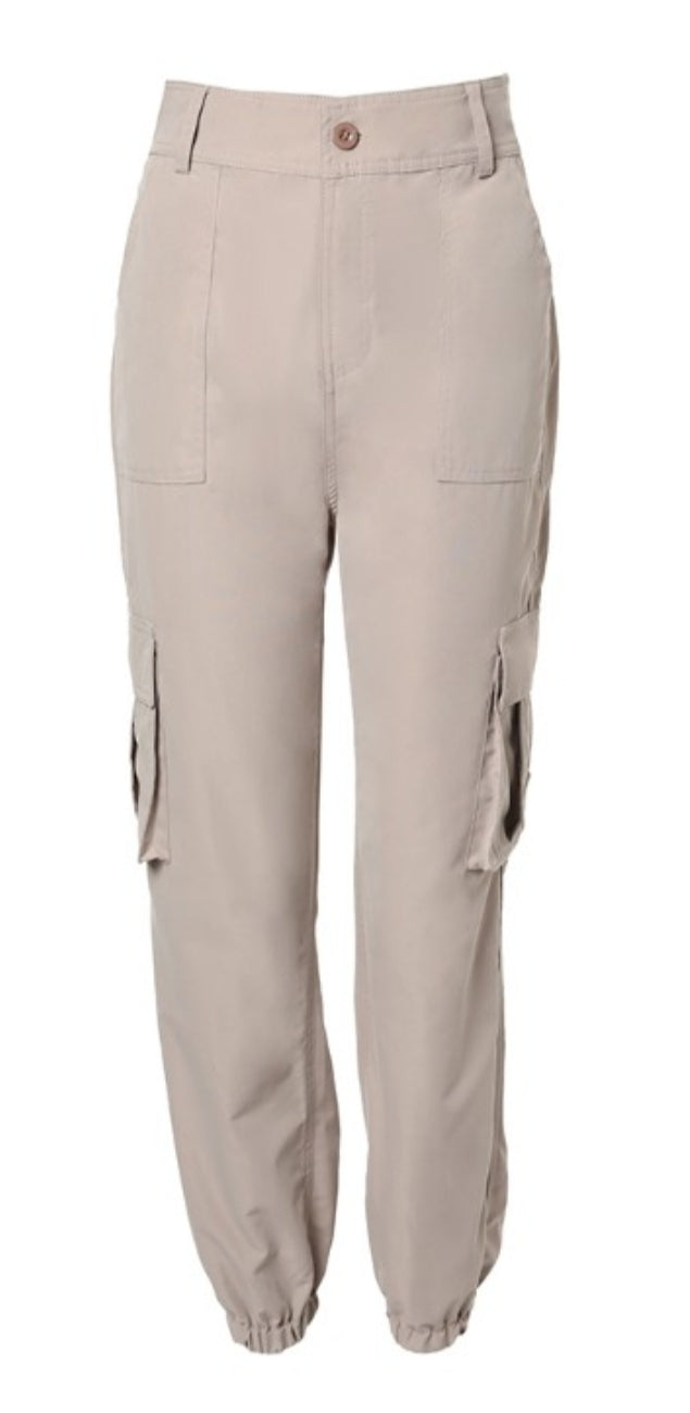Pantalon skinny boutonné à taille femme