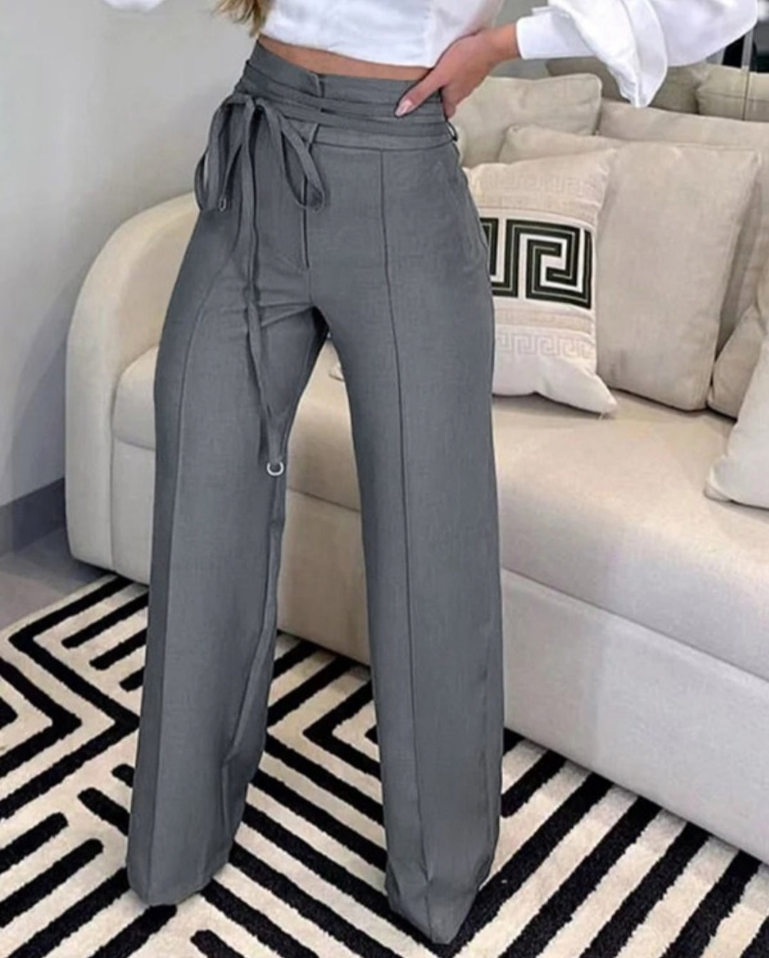Pantalon skinny boutonné à taille femme