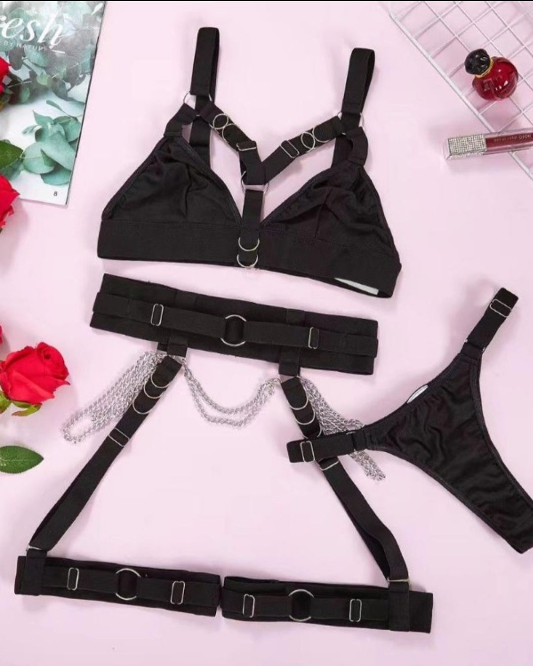 Ensemble de lingerie jarretière décor chaîne