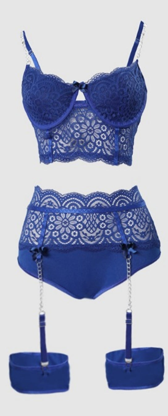 Ensemble de lingerie avec jarretière en dentelle