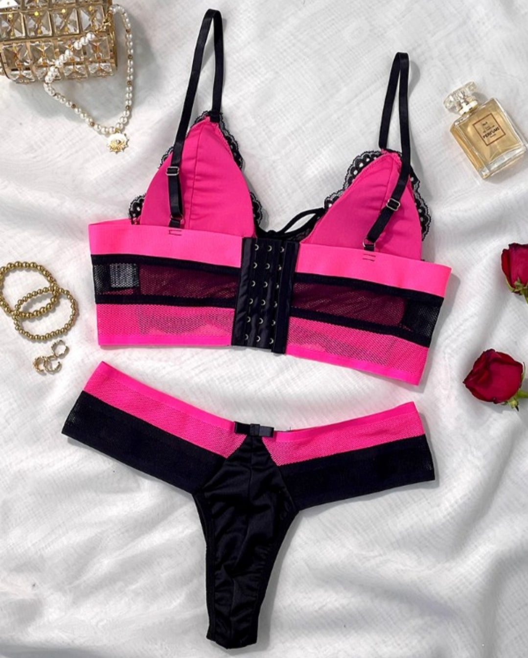 Ensemble de lingerie en dentelle à détail noué colorblock