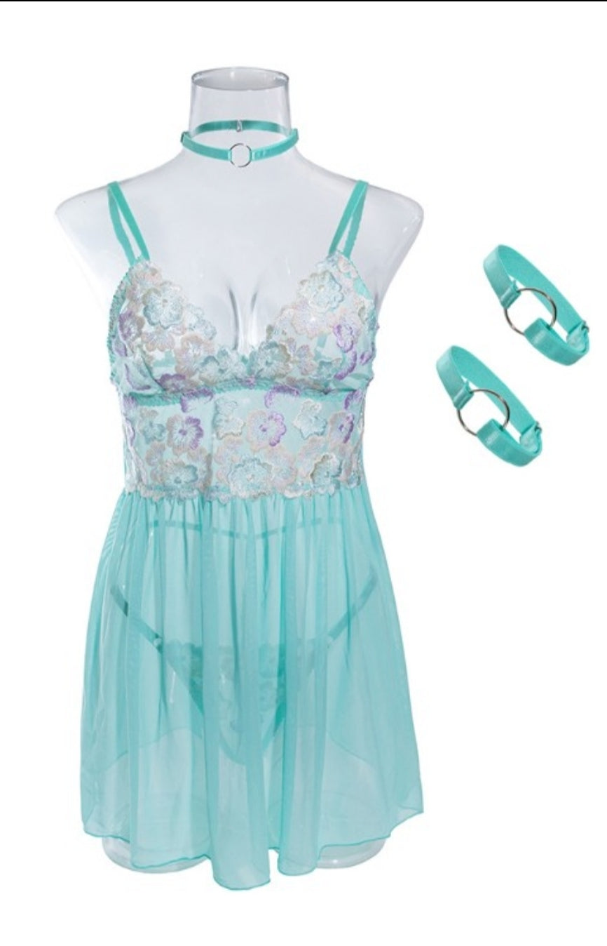 Nuisette à patch en maille transparente à motif florale