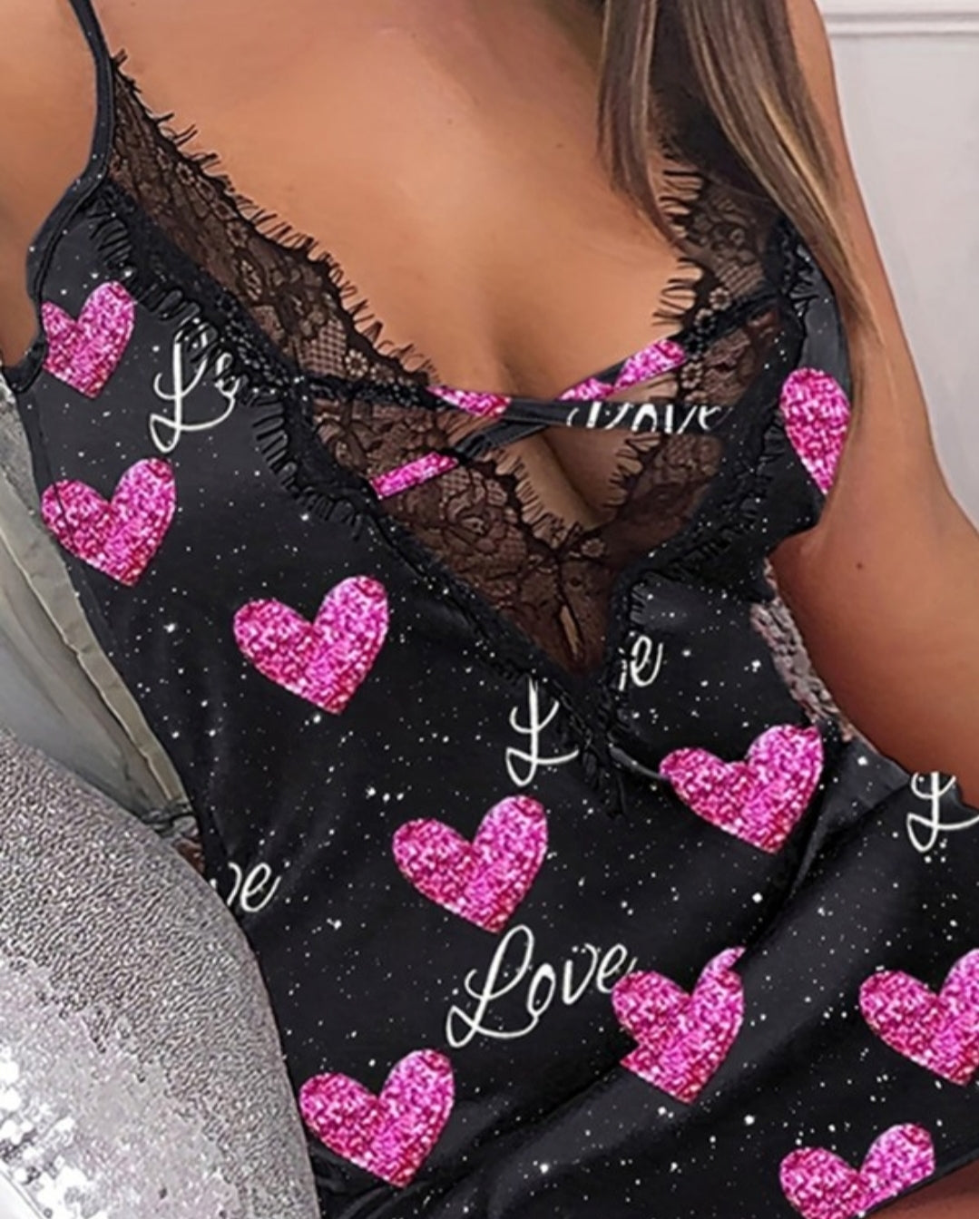Nuisette robe de nuit en dentelle à imprimé cœur d'amour pour la Saint-valentin