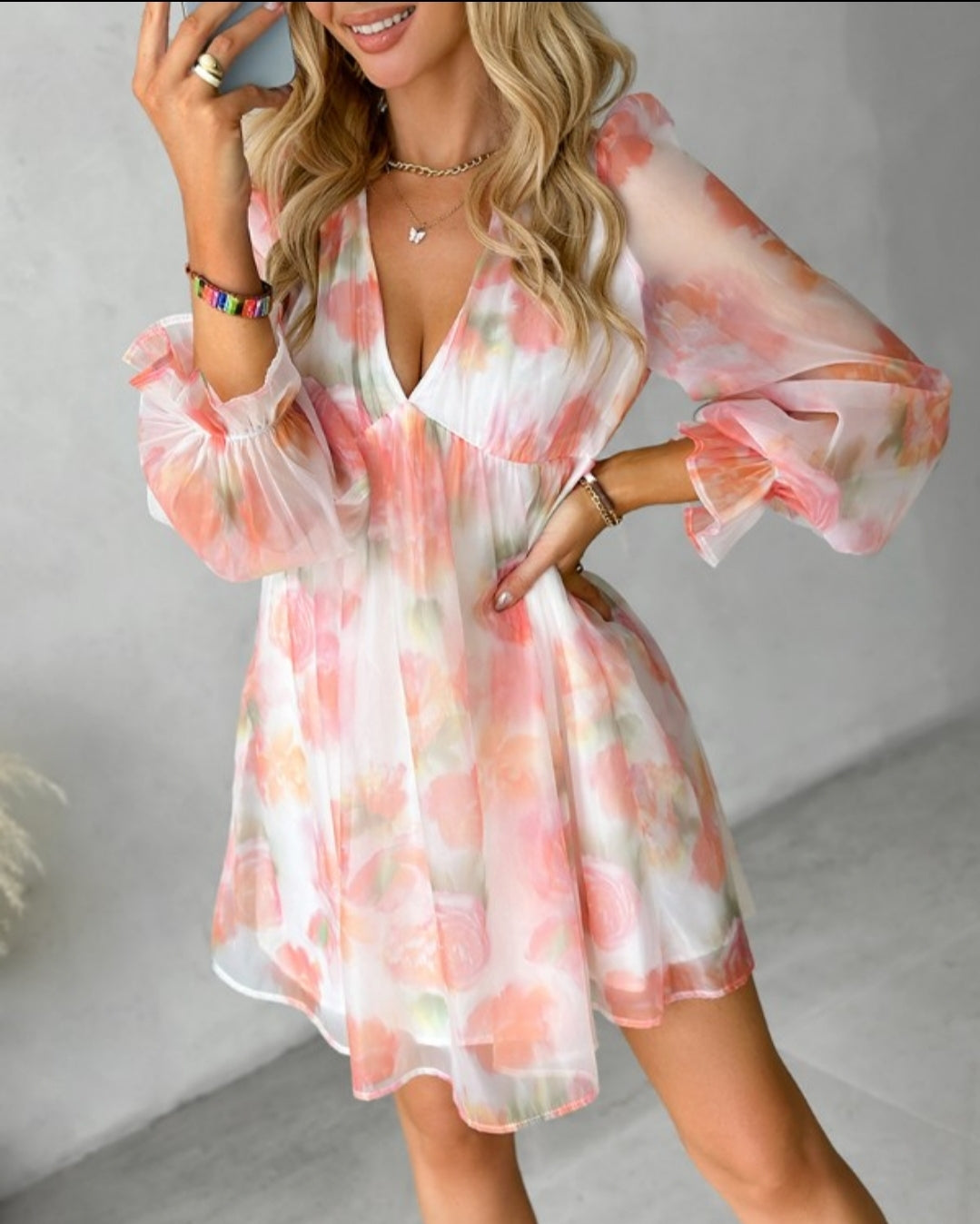 Robe décontractée en maille transparente à manches longues et imprimé floral
