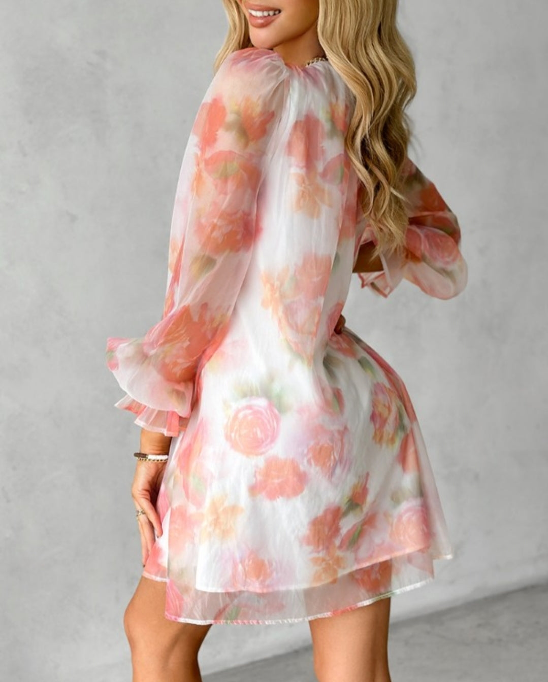 Robe décontractée en maille transparente à manches longues et imprimé floral