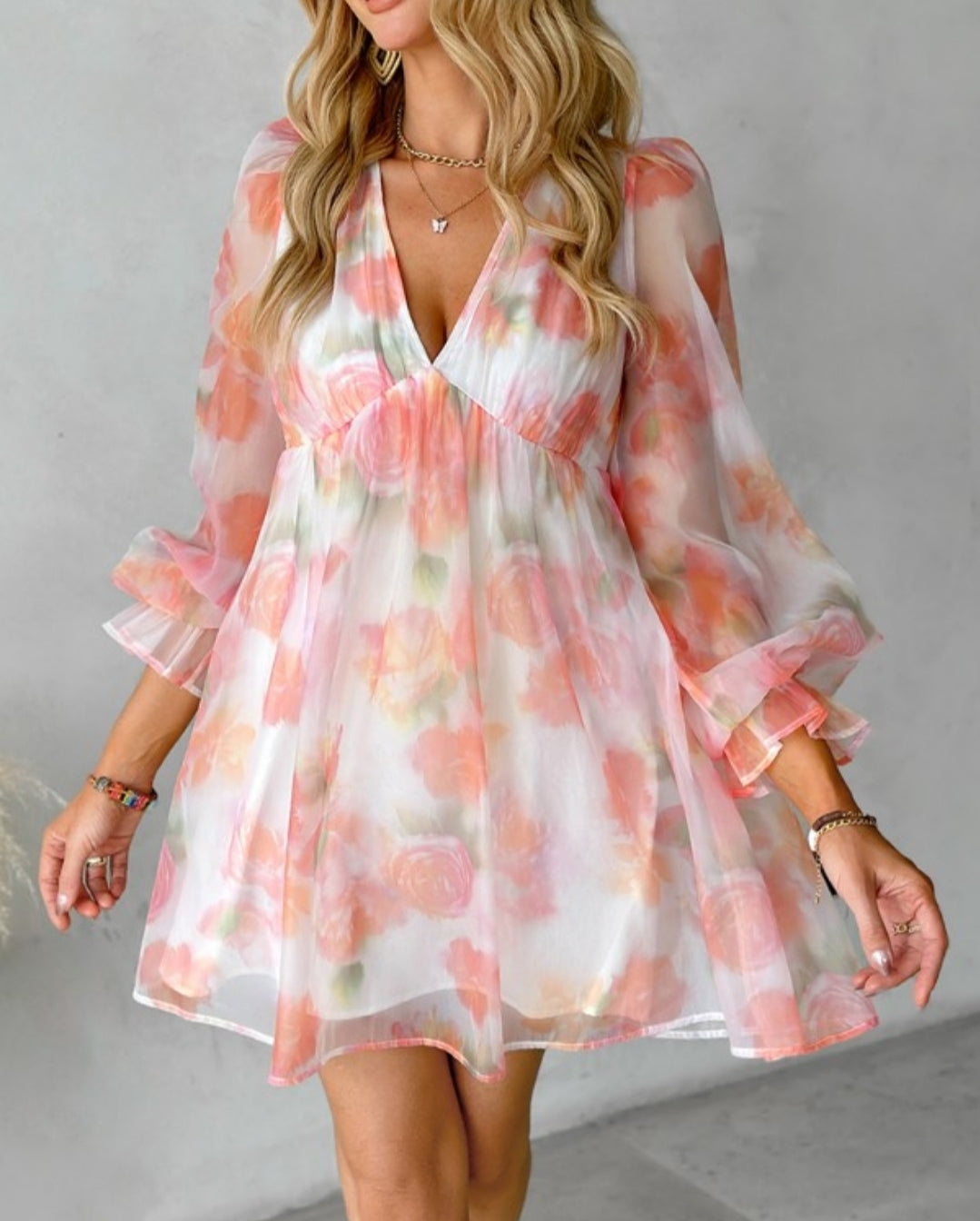 Robe décontractée en maille transparente à manches longues et imprimé floral