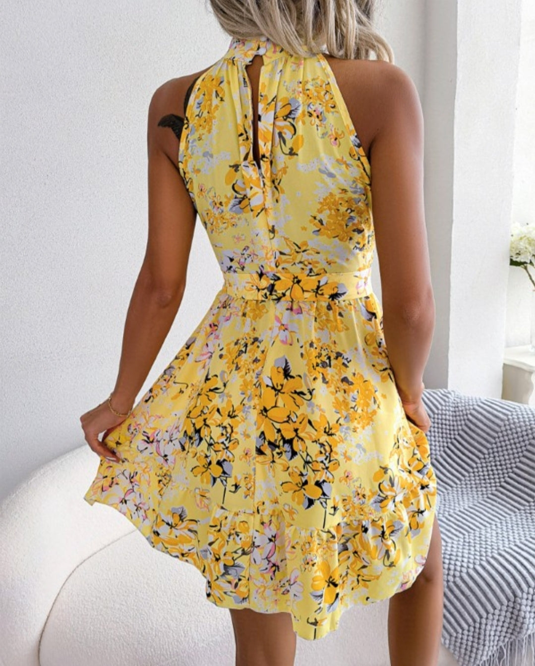 Robe décontractée à imprimé petites fleurs et Ourlet volants