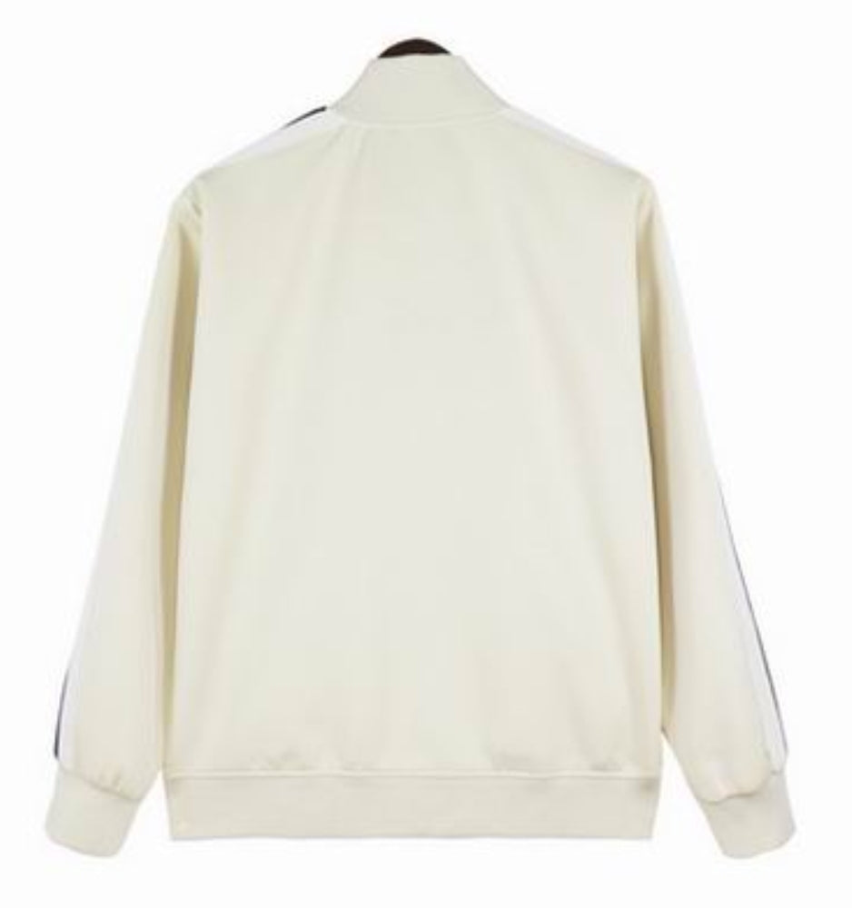 Les ensembles survêtement Palm Angels allient performance et style avec une touche urbaine unique. Pas cher. Le moins cher.