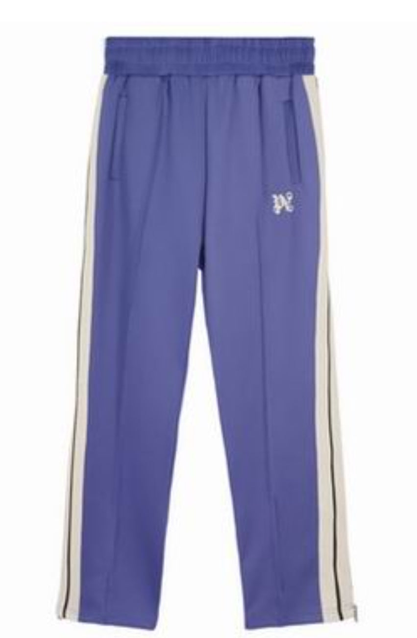 Les ensembles survêtement Palm Angels allient performance et style avec une touche urbaine unique. Pas cher. Le moins cher.