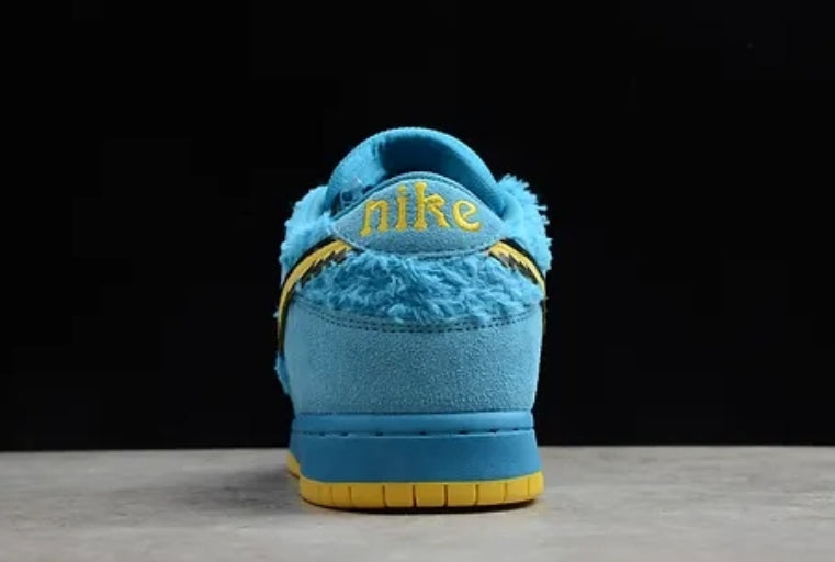 Les baskets Nike SB Dunk allient un style emblématique à un confort supérieur. Leur design légendaire et leurs matériaux de haute qualité. Pas cher.le moins cher .