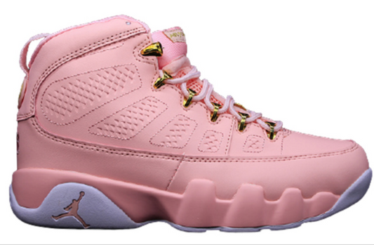 Les  baskets Air Jordan 9 Retro "Pantone" Femme permettent de personnaliser votre style tout en bénéficiant d’un confort supérieur.