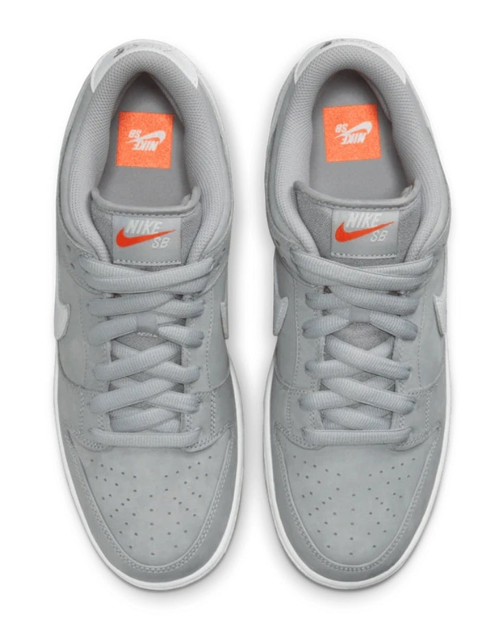 Les baskets Nike SB Dunk allient un style emblématique à un confort supérieur. Leur design légendaire et leurs matériaux de haute qualité. Pas cher.le moins cher .